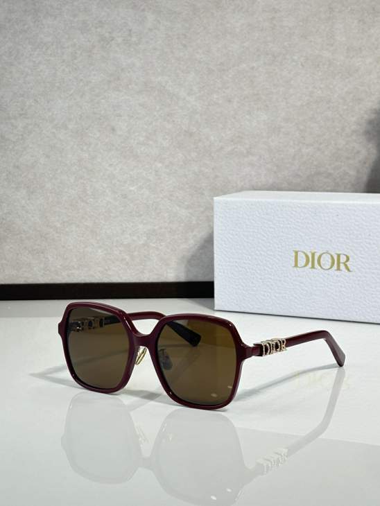 Picture of Dior Sunglasses _SKUfw76301191fw